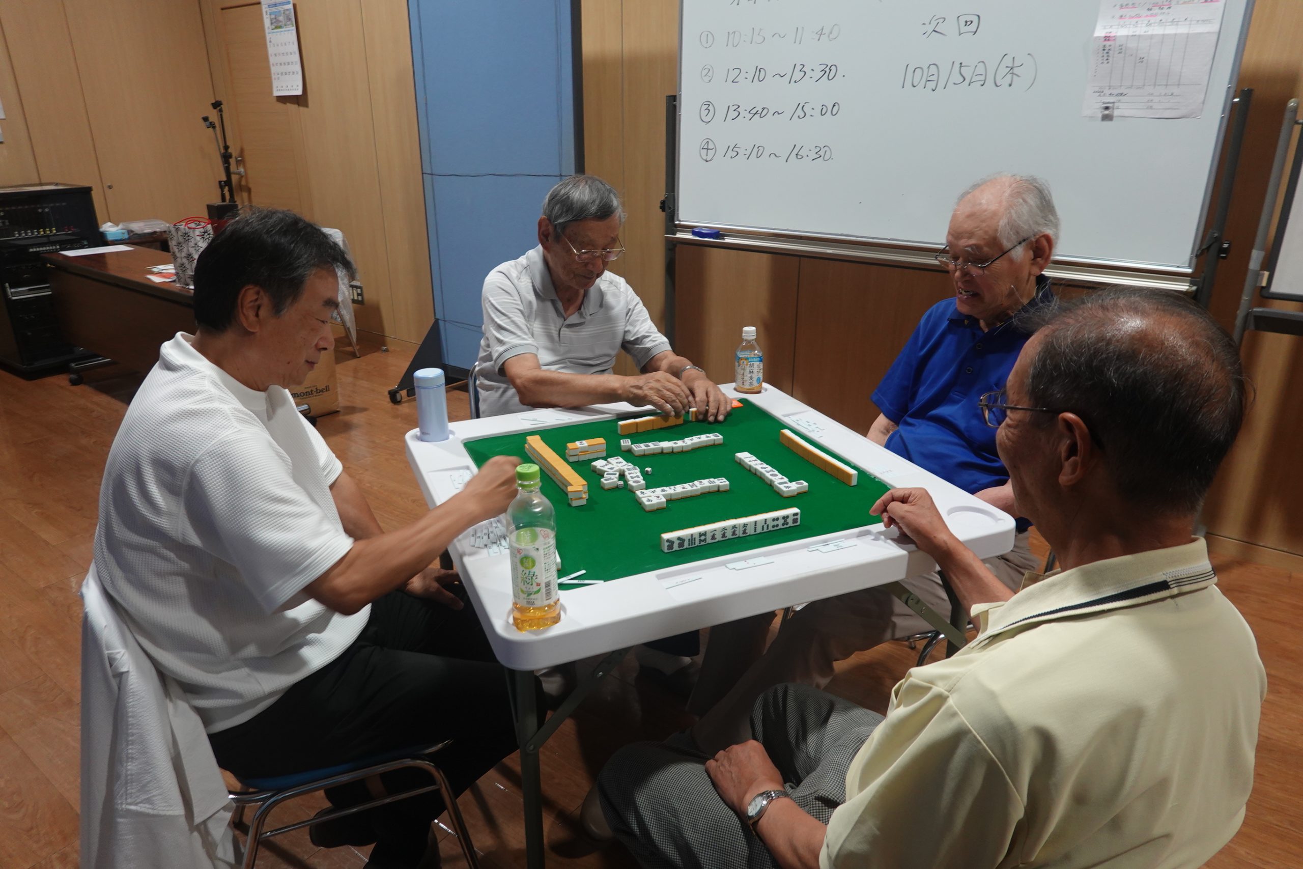 10月15日(木)、会長杯麻雀大会を開催します。是非、ご参加ください。
